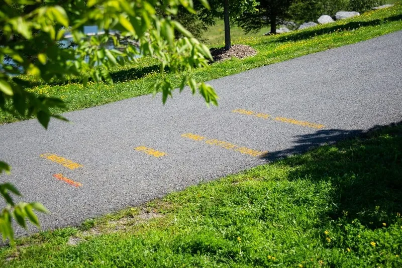 Les fenêtres qui parlent - Poésie dans la ville - 18