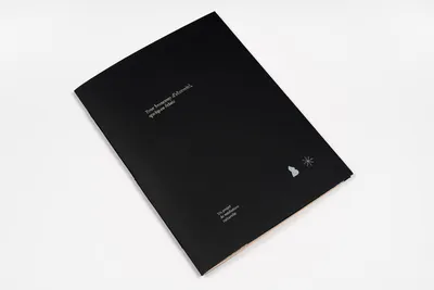 Livre d'artiste "Pour beaucoup d'obscurité, quelques éclats, Un projet de médiation culturelle"